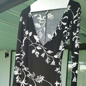 Black and White print Dress- Polyester - new